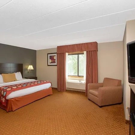 Americinn By Wyndham Coralville-3